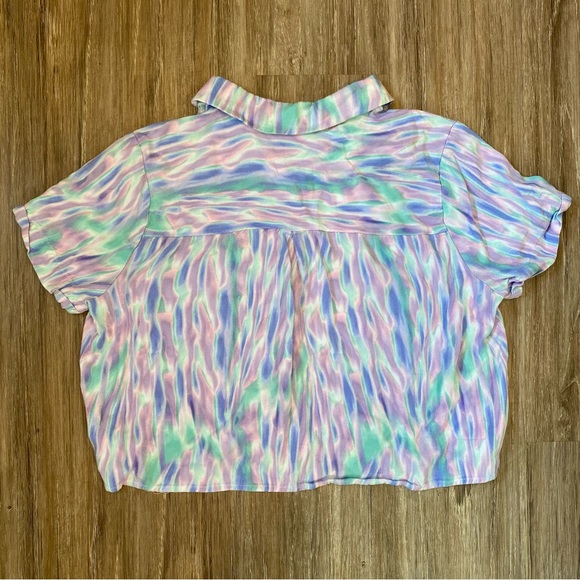 Forever 21 Retro Button Down Crop Top - Size Large - Picture 7 of 11